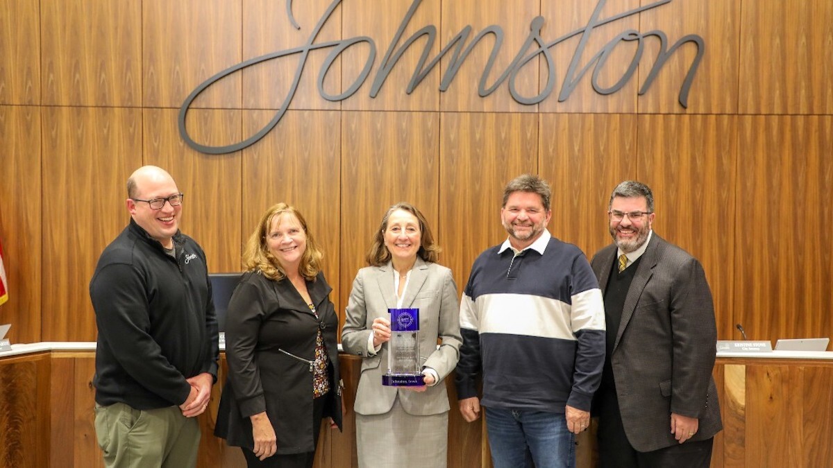 Johnston City Council examines commercial development Johnston City Council examines commercial development