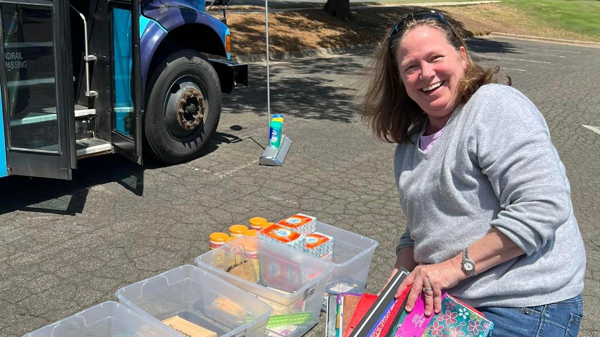 Chapel Hill-Carrboro Public School Foundation helps teachers, schoolchildren start year right Chapel Hill-Carrboro Public School Foundation helps teachers, schoolchildren start year right