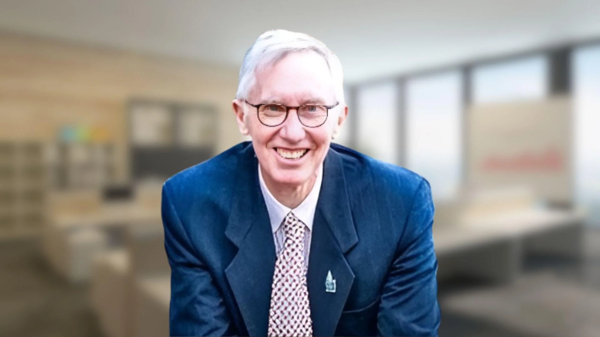 Mike O'Donnell, Economist