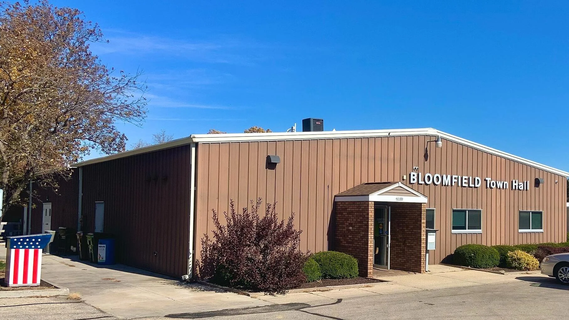 Bloomfield Town Hall