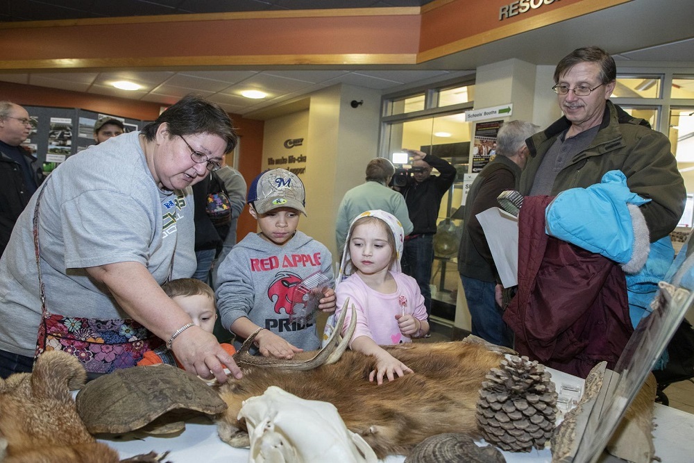 GATEWAY TO HOST ECOFEST RACINE, A COMMUNITYWIDE SUSTAINABLE PRACTICES EVENT