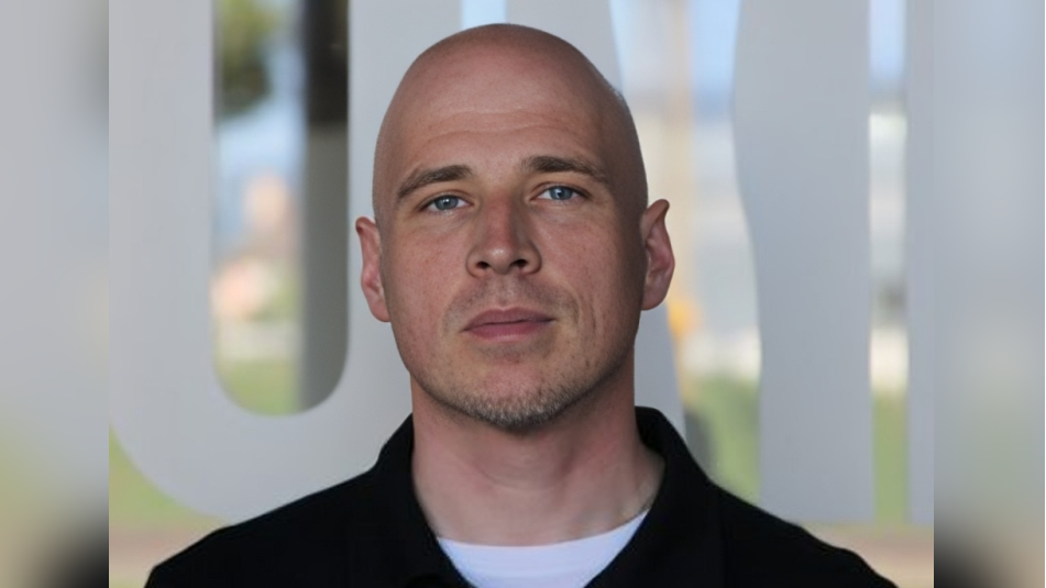 Mathias Bolton Head of Commerce