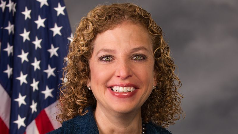 Rep. Wasserman Schultz votes to count illegal aliens towards seats in Congress