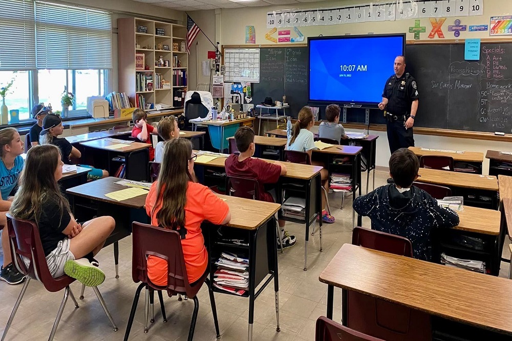 Oneida County Sheriff’s Office – Sergeant Morgan Participated in the Oneida Herkimer Madison Boces School to Career Program Career Day at N A Walbran Elementary School