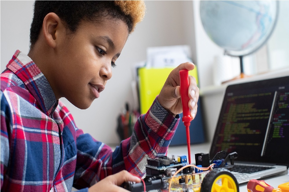 In Person: STEM Activity on May 19, 2022