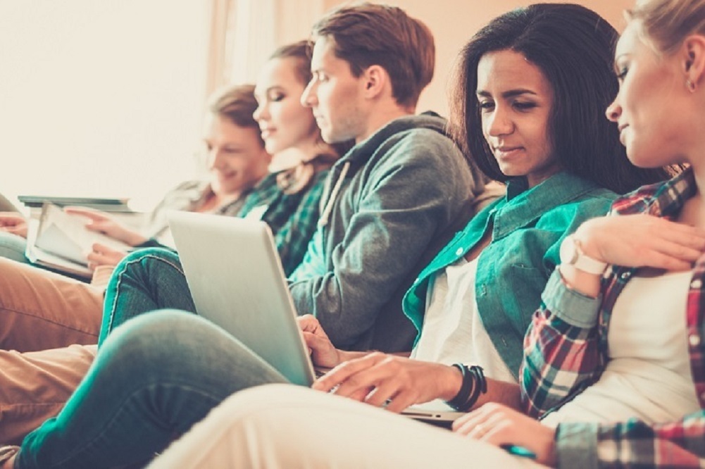 Summer 2022 Registration on April 1