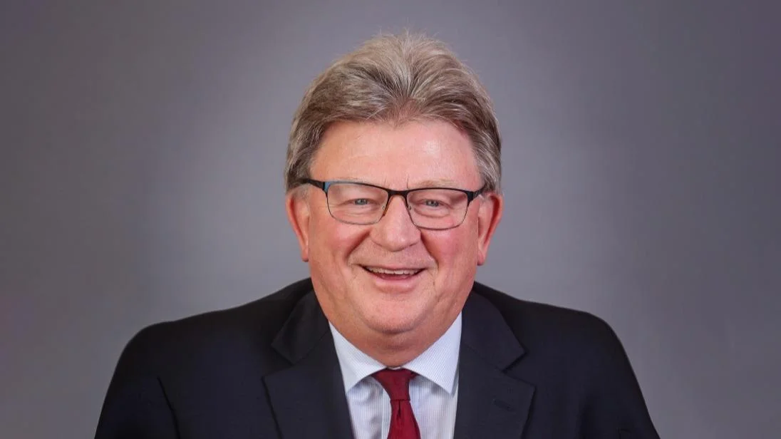 Rep. James M. Hoops votes yea on HB459, a criminal sentencing bill, as Ohio House approves it 96-0