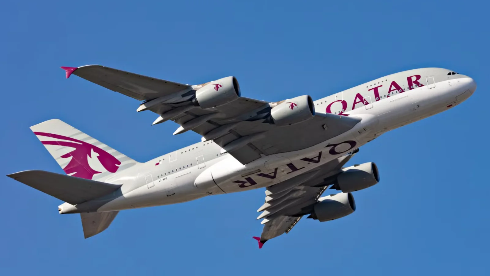 Qatar Airways adjusts A380 business class pricing amid 2026 fleet changes and capacity limits