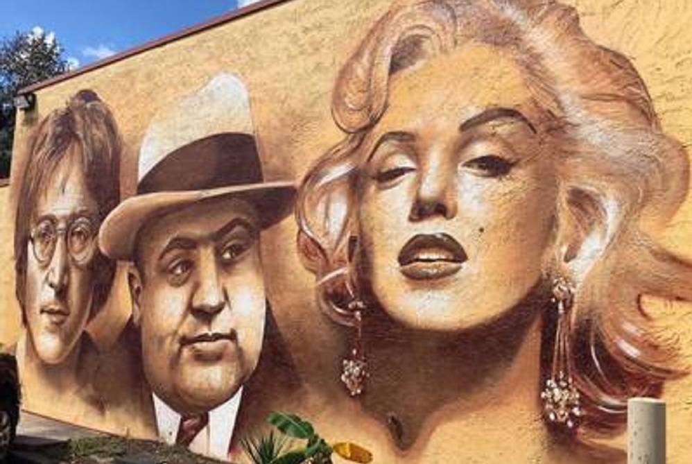 MARYLAND INSTITUTE COLLEGE OF ART: Painting the Town with Jessie and Katey