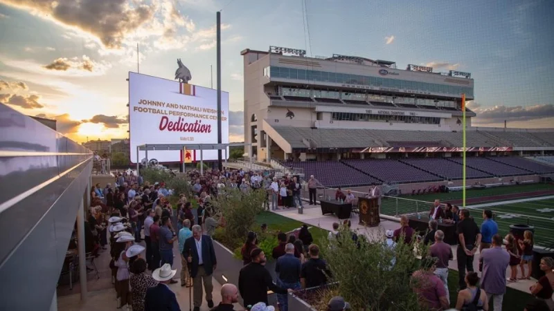 The new End Zone Complex at Texas State University’s Bobcat Stadium in San  Marcos elevates the player and fan experience.