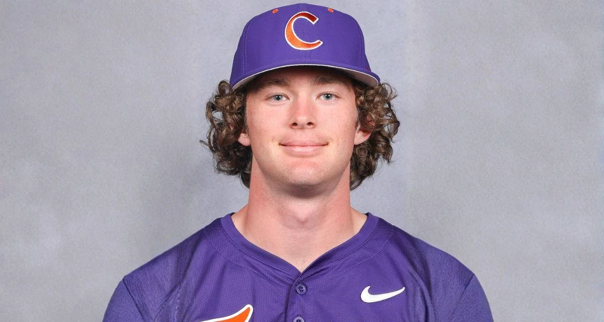 Clemson freshman Danny Nelson earns first career save as Tigers stay unbeaten
