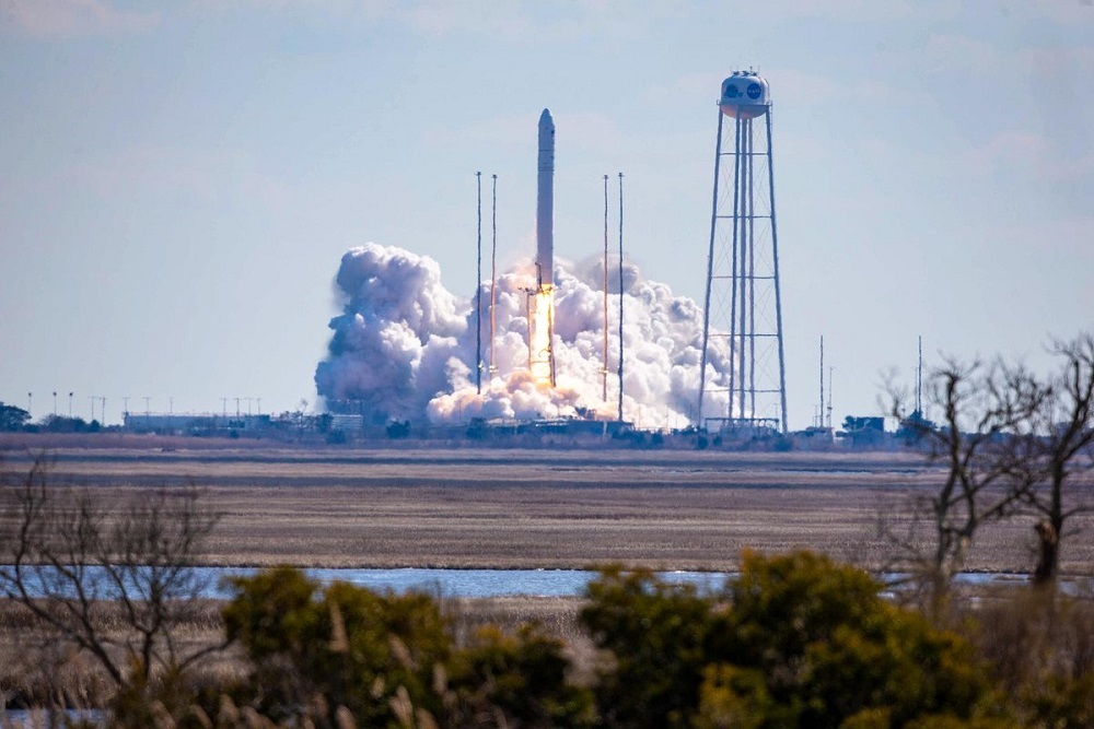Antares launch from @nasawallops on February 19