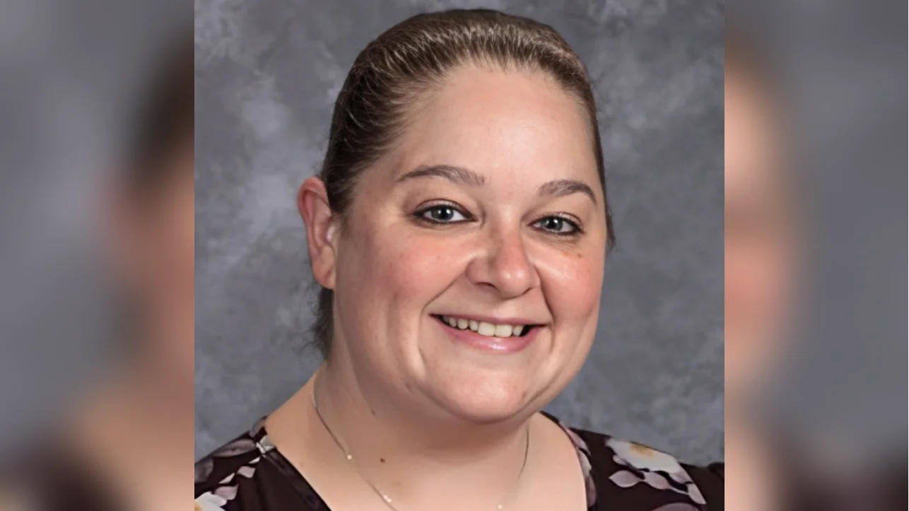 Jennifer Bullett, Administrative Assistant - LinkedIn