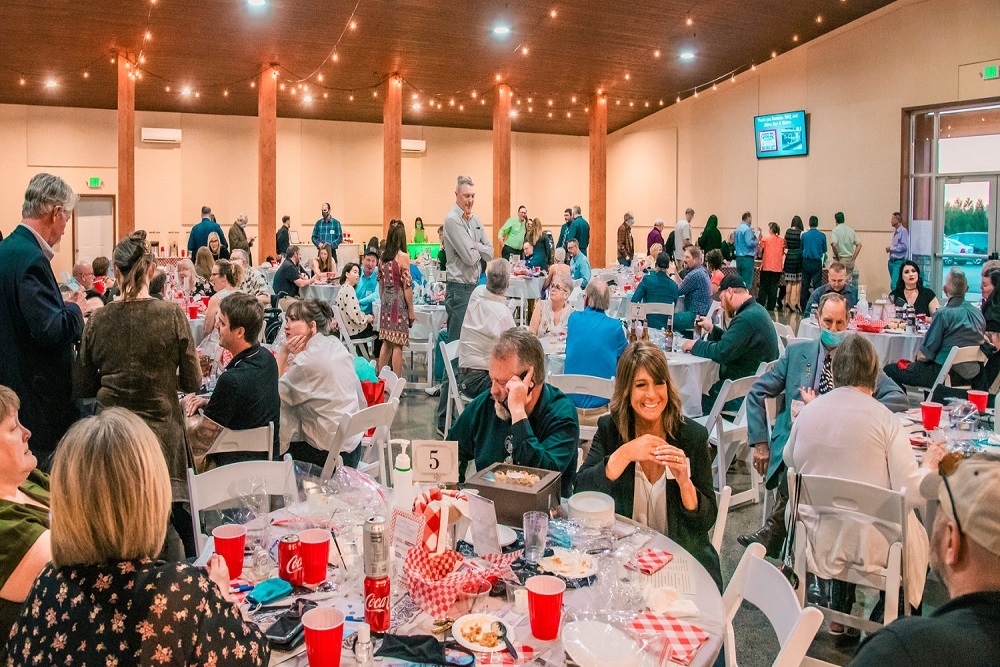 Annual Chamber Banquet to be held April 9