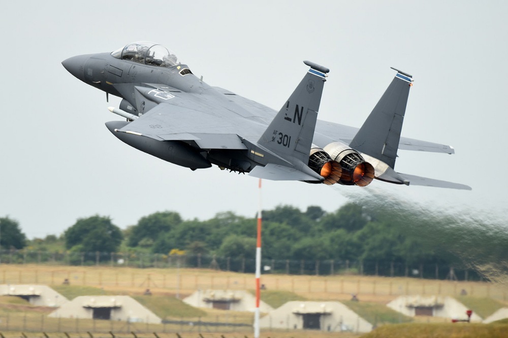 Naval aircraft that made a safe emergency landing