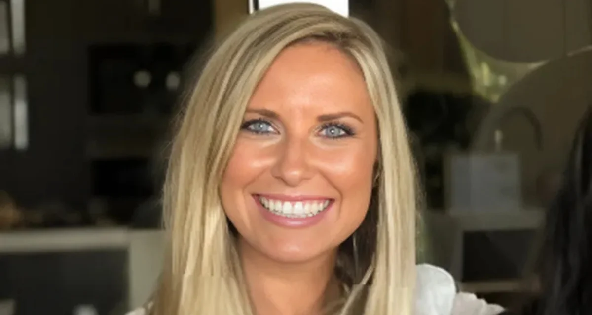 Annie Griffo, Transformation Leader l Sr. Program Management I Change Management I Marketing I Customer Experience Annie Griffo, Transformation Leader l Sr. Program Management I Change Management I Marketing I Customer Experience