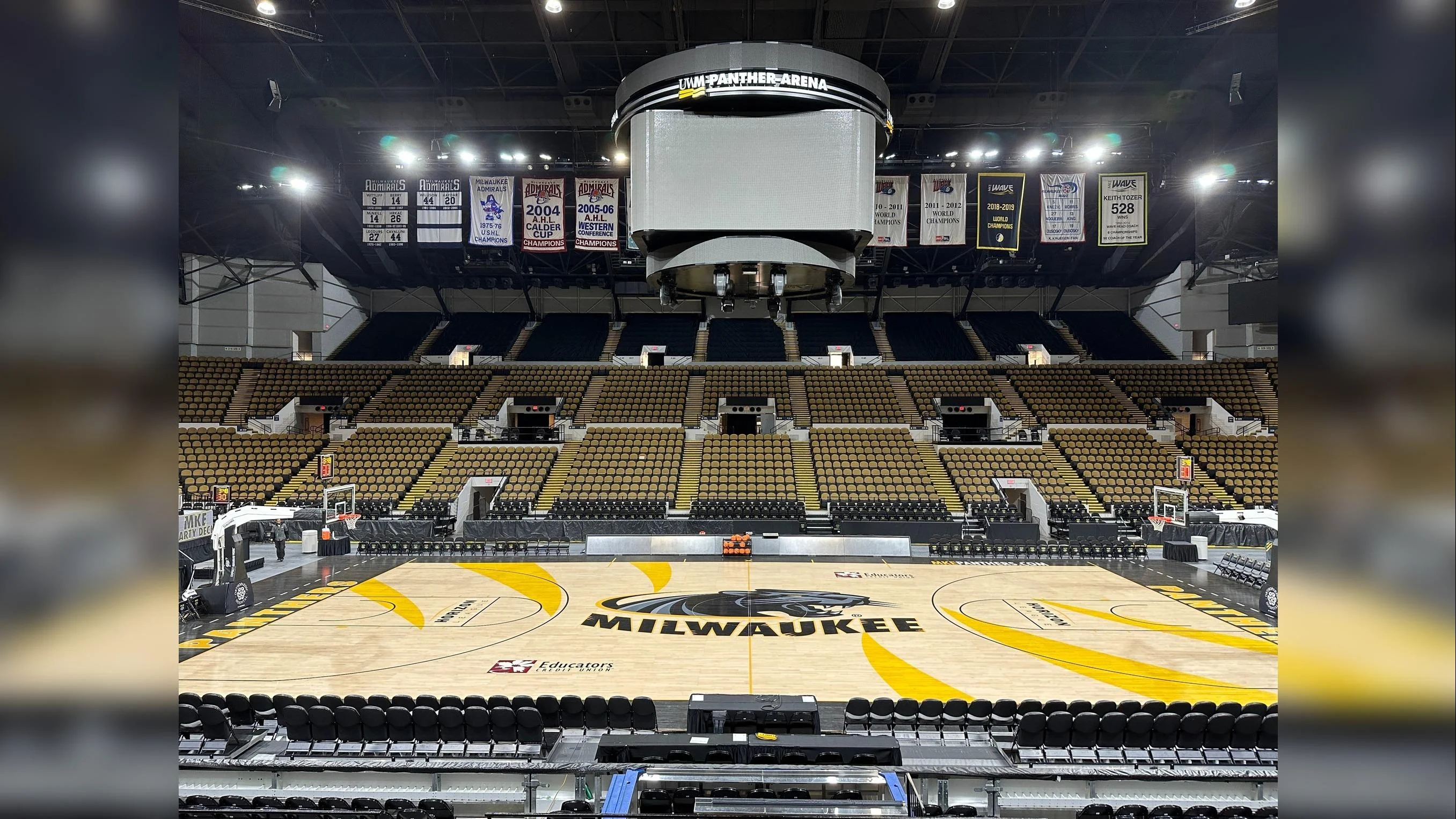 UWM Panther Arena