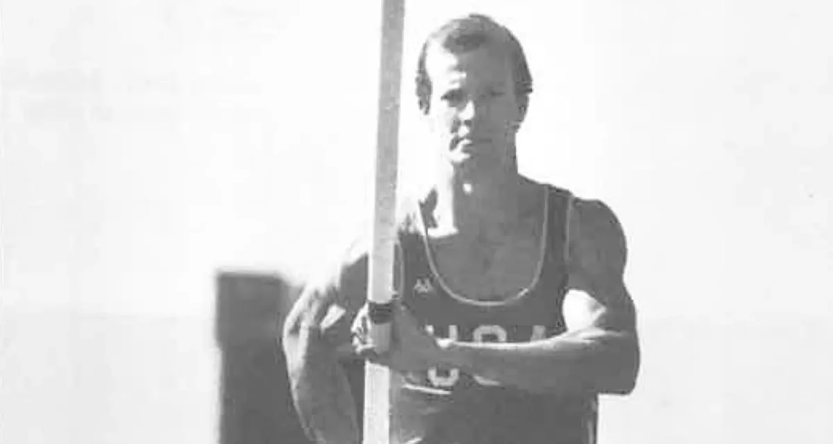 Earl Bell becomes first Arkansas State inductee into collegiate athlete hall of fame