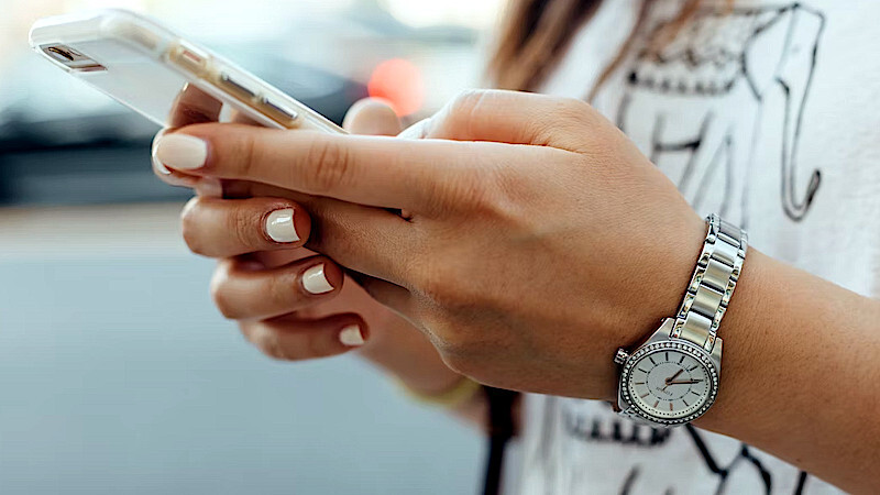 Abbott directs removal of TikTok from government-issued devices: ‘China-based employees can have access to U.S. data’