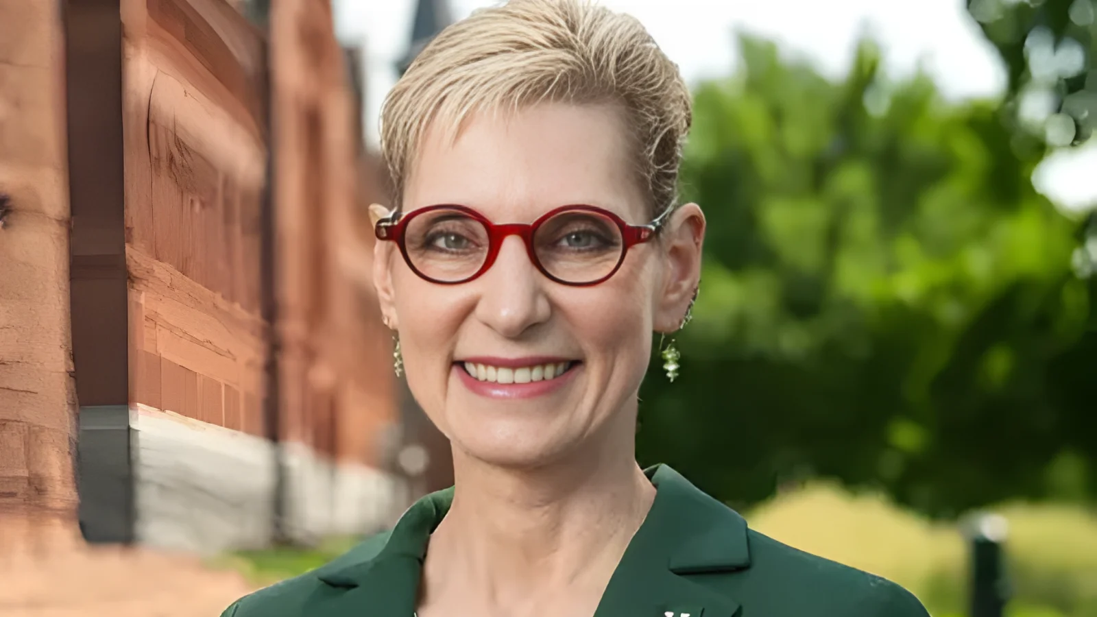 Marlene Tromp, President - University of Vermont Marlene Tromp, President - University of Vermont