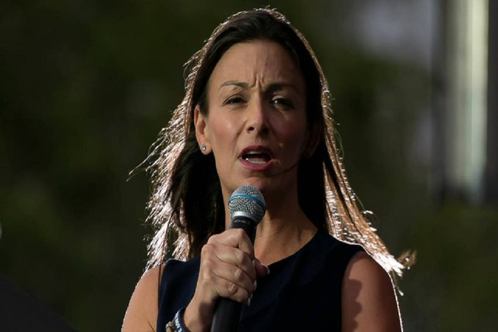 Nikki Fried promises Broward County faithful she will fight to win Nikki Fried promises Broward County faithful she will fight to win