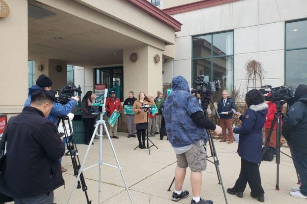 Final push for Fix at Six Final push for Fix at Six