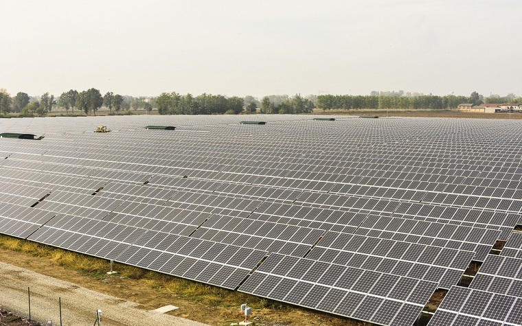 Canadian Solar to build three photovoltaic projects in Brazil