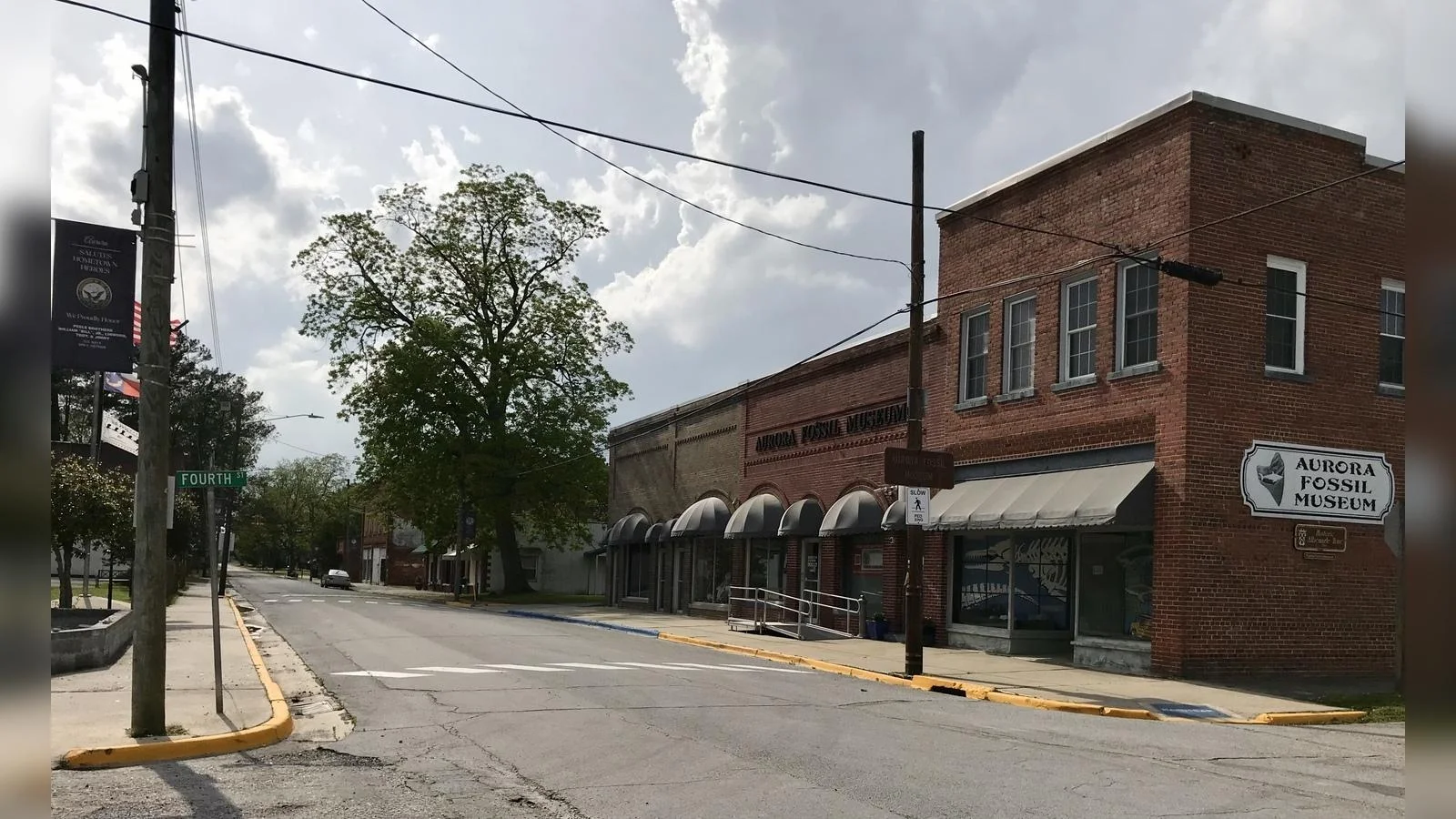 Aurora - wikipedia.org