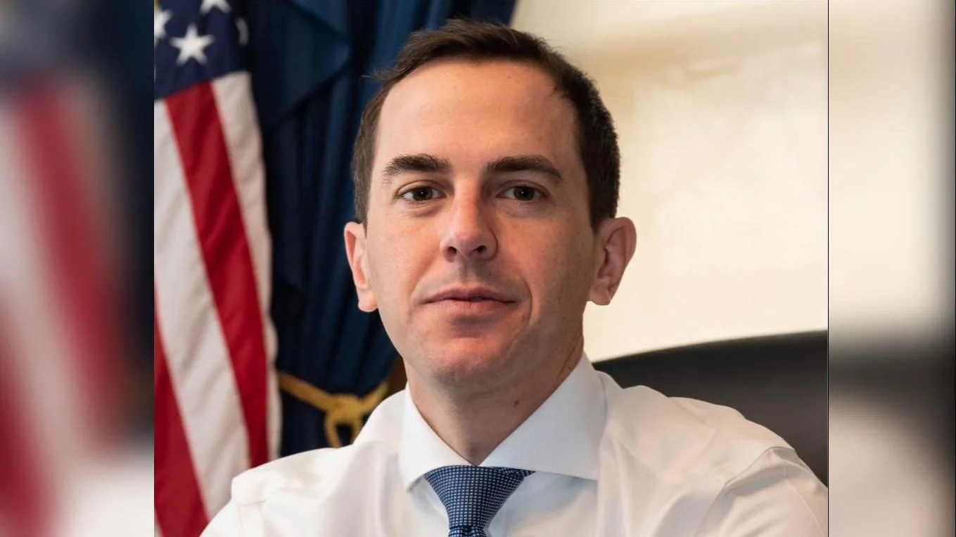 Rob Menendez addresses local issues and incidents on social media