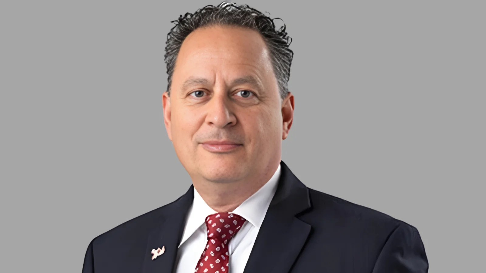 University of Phoenix celebrates 2026 spring commencement at Chase Field