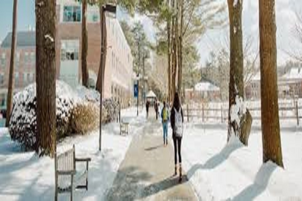 HELENA COLLEGE UNIVERSITY OF MONTANA: End of Winter Term to be held January 13 HELENA COLLEGE UNIVERSITY OF MONTANA: End of Winter Term to be held January 13