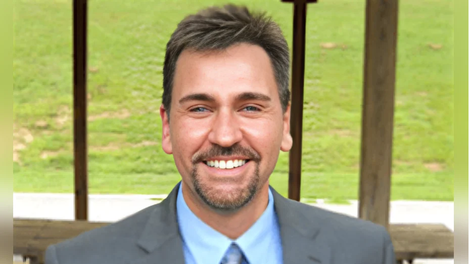 Mabry Middle School hosts free holiday concert for families