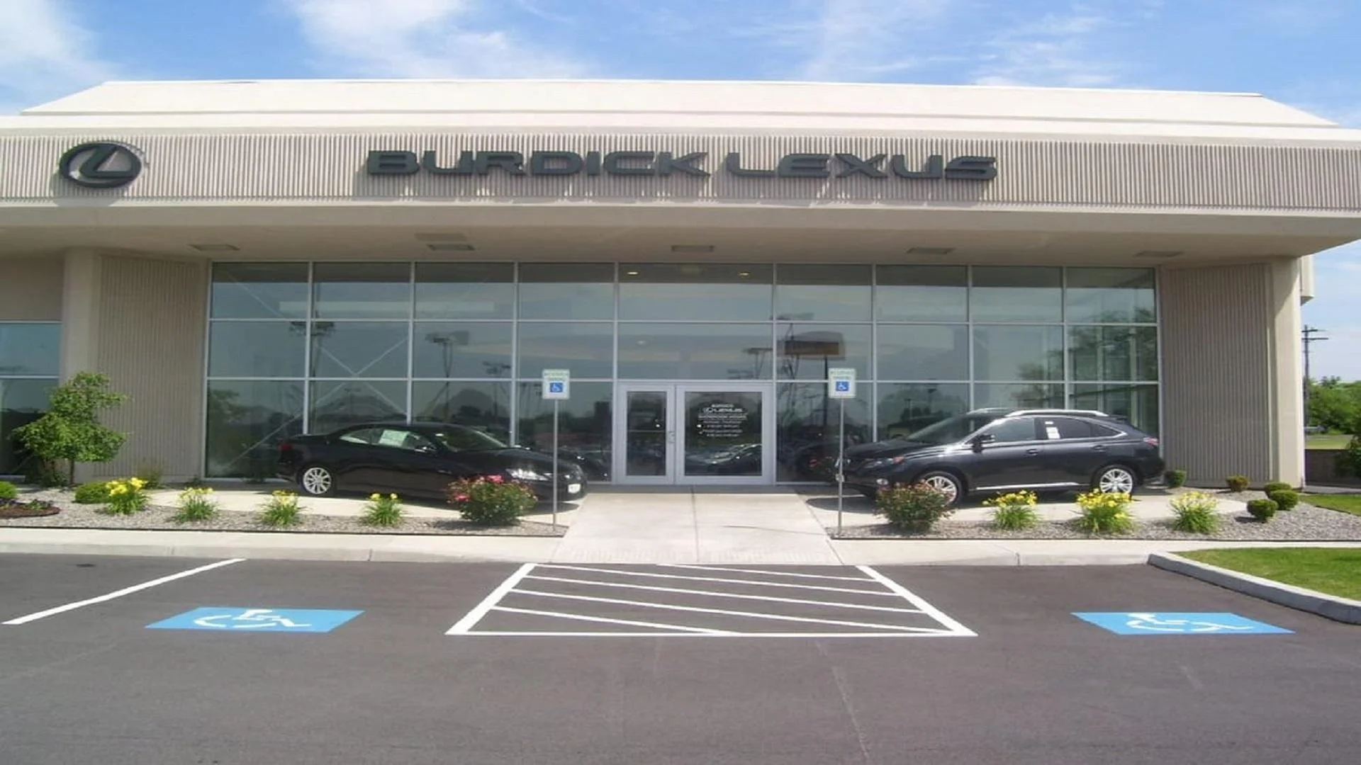 Burdick Lexus to President Trump: ‘Customers were not willing to buy electric vehicles’ Burdick Lexus to President Trump: ‘Customers were not willing to buy electric vehicles’