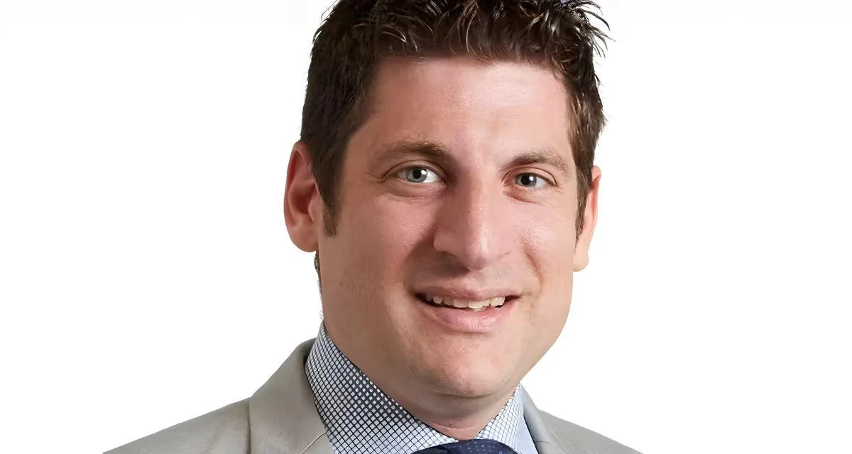 Jeremy Ezra, Newmark Jeremy Ezra, Newmark