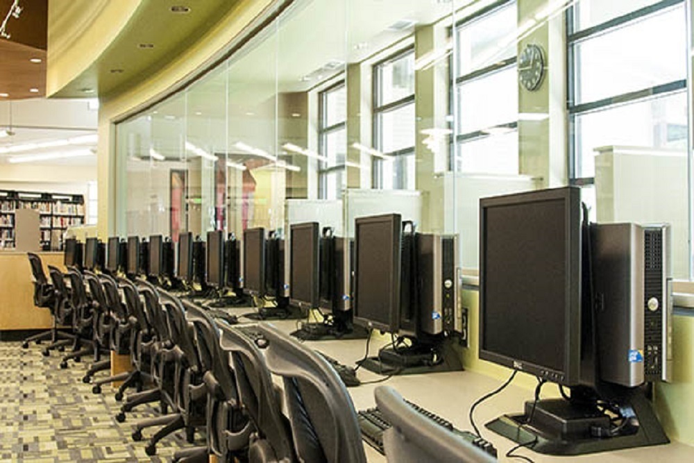 Free Computer Classes at Oak Creek Public Library