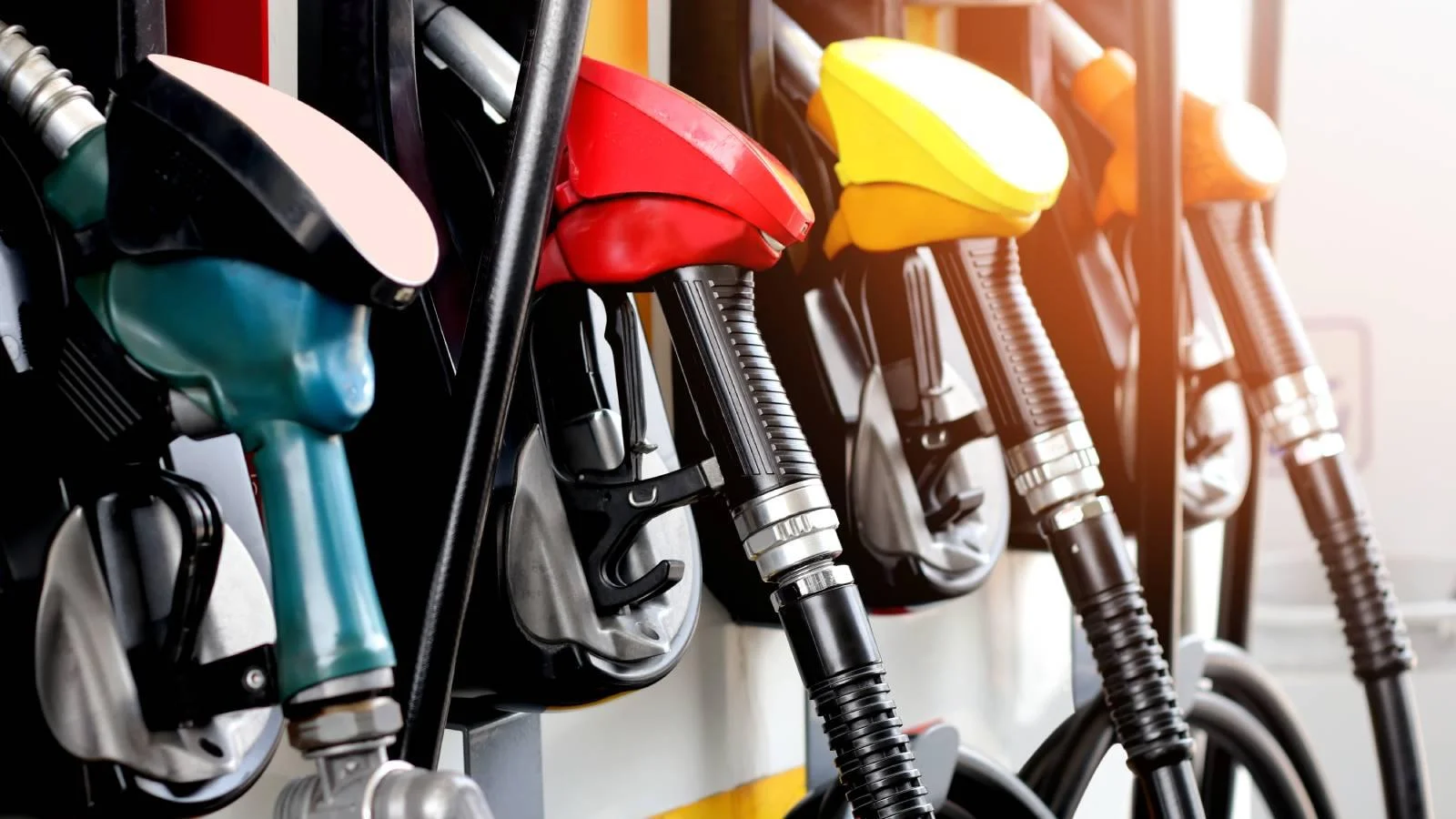 Pump pain: Wyoming drivers to spend .69 more on gas on average this February
