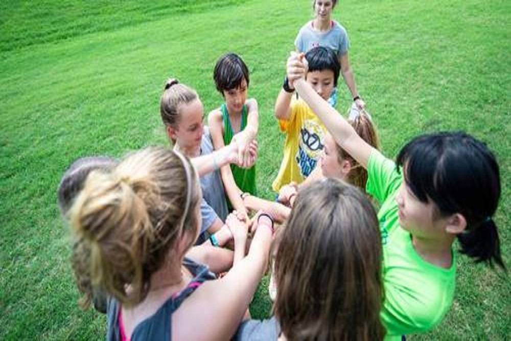 2023 Summer Enrichment Camps Register on 3/29