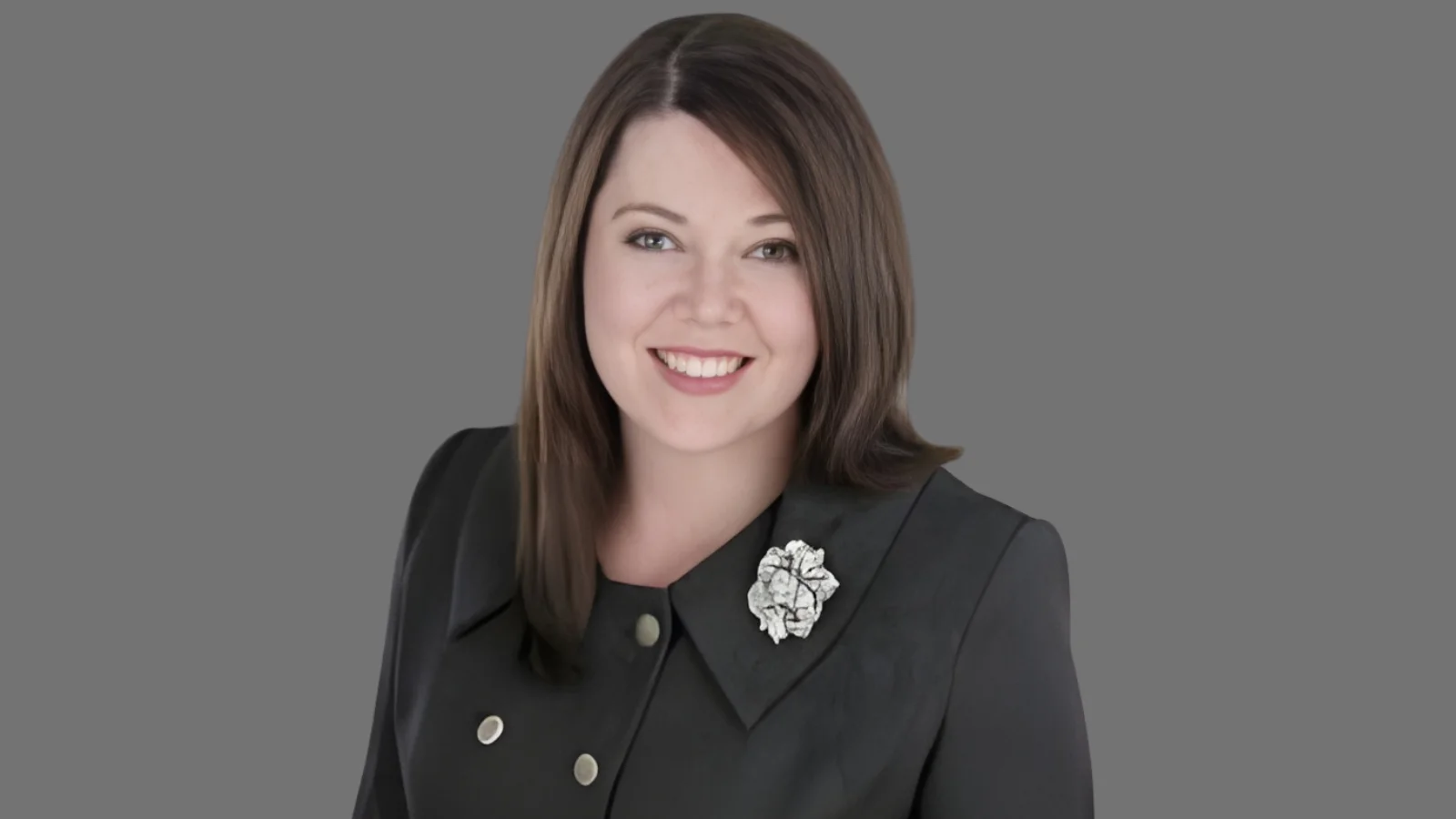 Mural unveiled at Diamond Children’s Medical Center’s pediatric emergency entrance