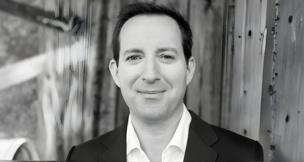 Edmond Harbour, Investor