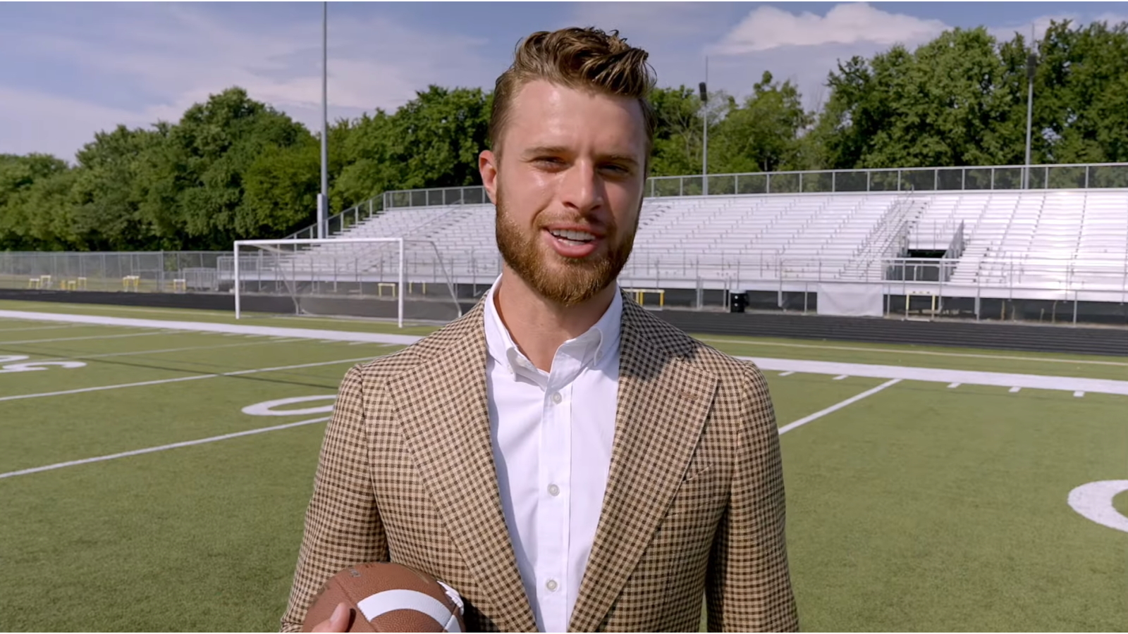 Super Bowl champ to Georgia Tech graduates: ‘Get married and start a family’