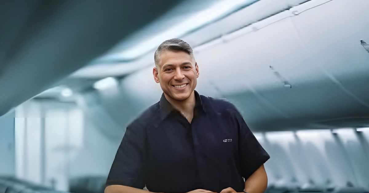 Víctor M. Pacheco Méndez       Founder, and CEO at Arajet