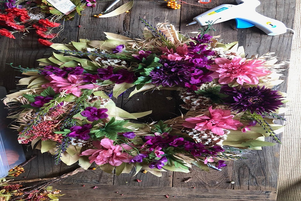 CITY OF STATESVILLE: Public Grounds & Cemeteries Division will Remove All Time Worn Flowers and Wreaths