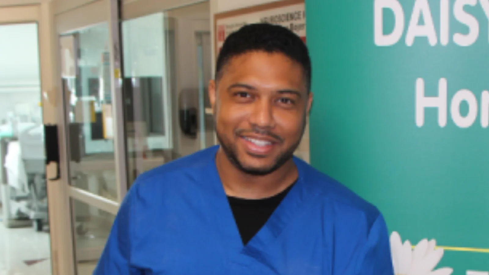 Temple University Hospital nurse Zechariah Mathur receives DAISY Award