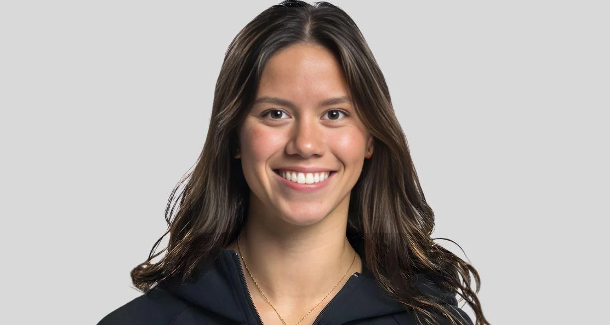 Lucy Bell, Player at Stanford University's women's swimming and diving team