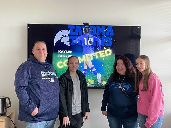 GKHS Senior Kaylee Geffre Signing to Play Soccer for Tacoma Community College