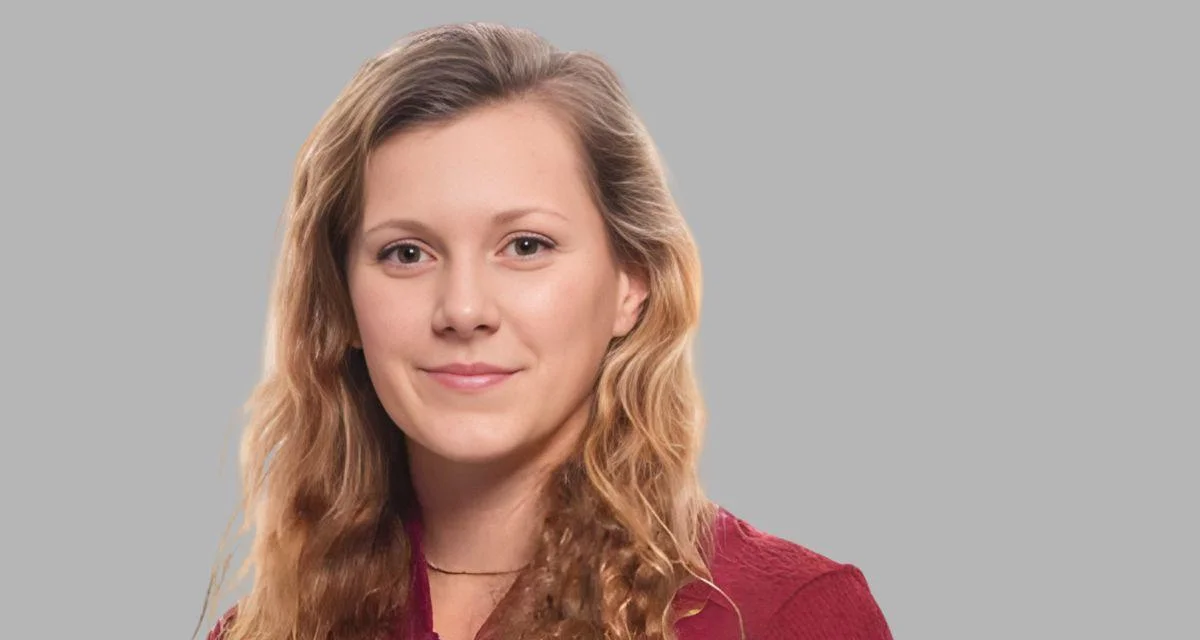 Flora Klimesch, Player at University of Massachusetts swimming and diving teams - University of Massachusetts