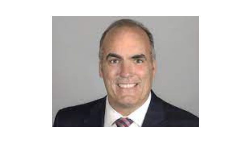 Carrollton: A severe thunderstorm is coming into the area