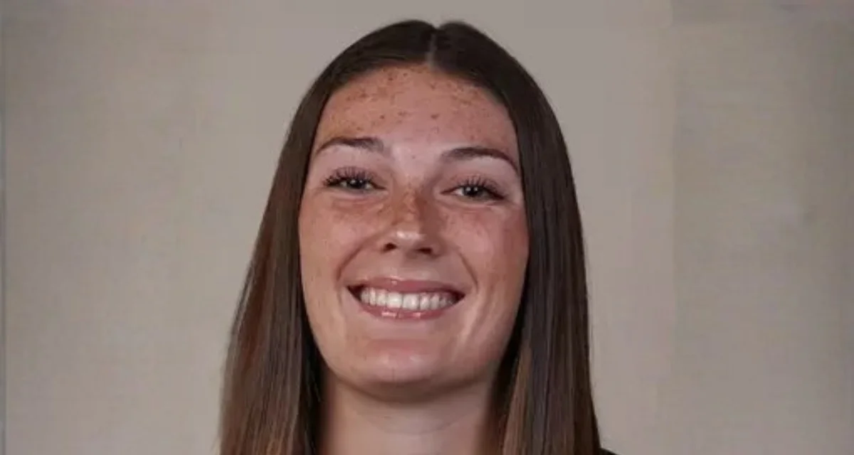 Madalyn Covelli, Pitcher Madalyn Covelli, Pitcher