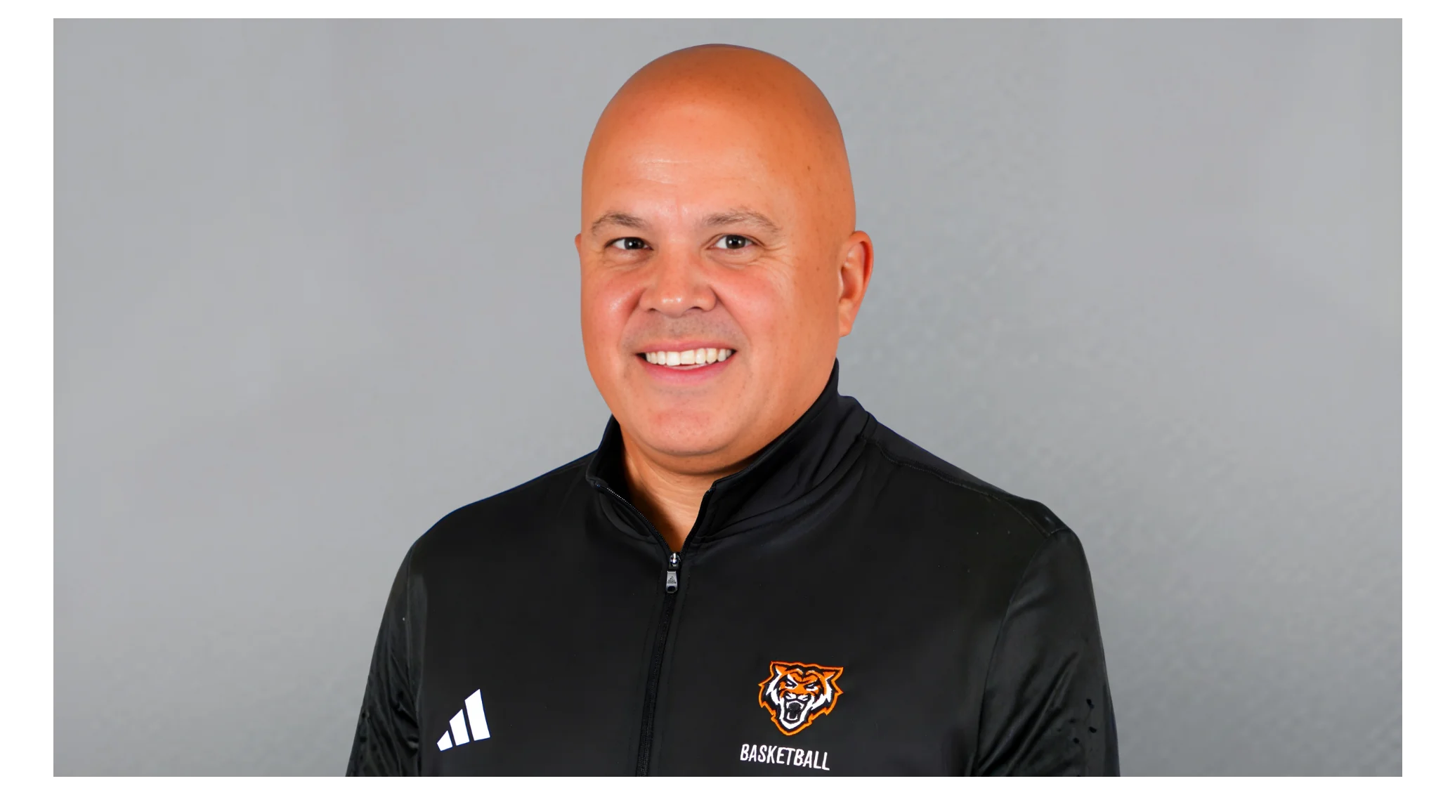 Ryan Looney, Head Coach at Idaho State Bengals Men's Basketball Ryan Looney, Head Coach at Idaho State Bengals Men's Basketball