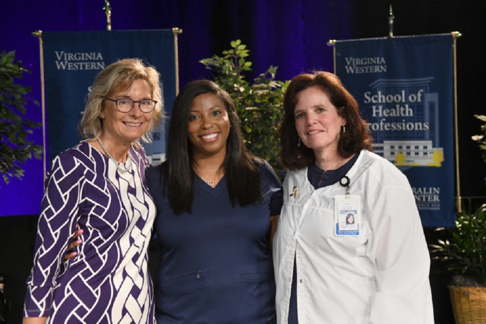2022 Commencement: Nursing pinning ceremony and awards